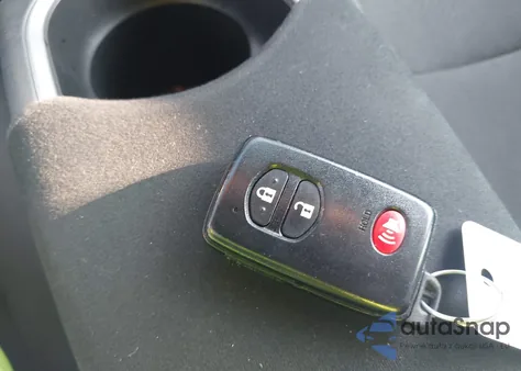 2012 Toyota Prius Two из США, поврежденный, VIN JTDKN3DU8C1578421